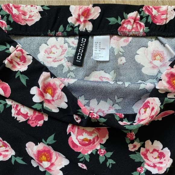 H&M Off The Shoulders Bold Floral Shift Dress Medium - Picture 8 of 10